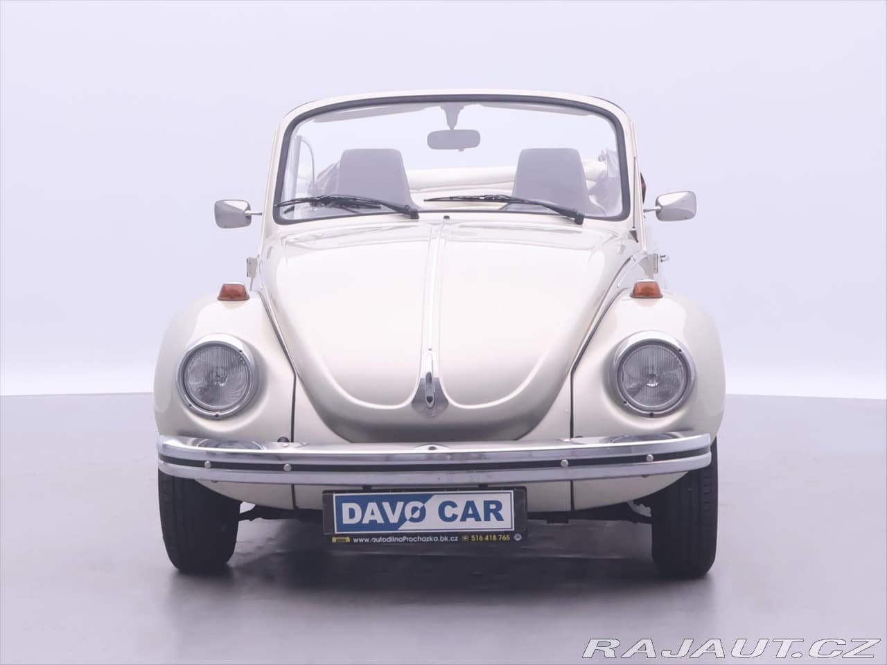1973 Volkswagen Beetle - 10