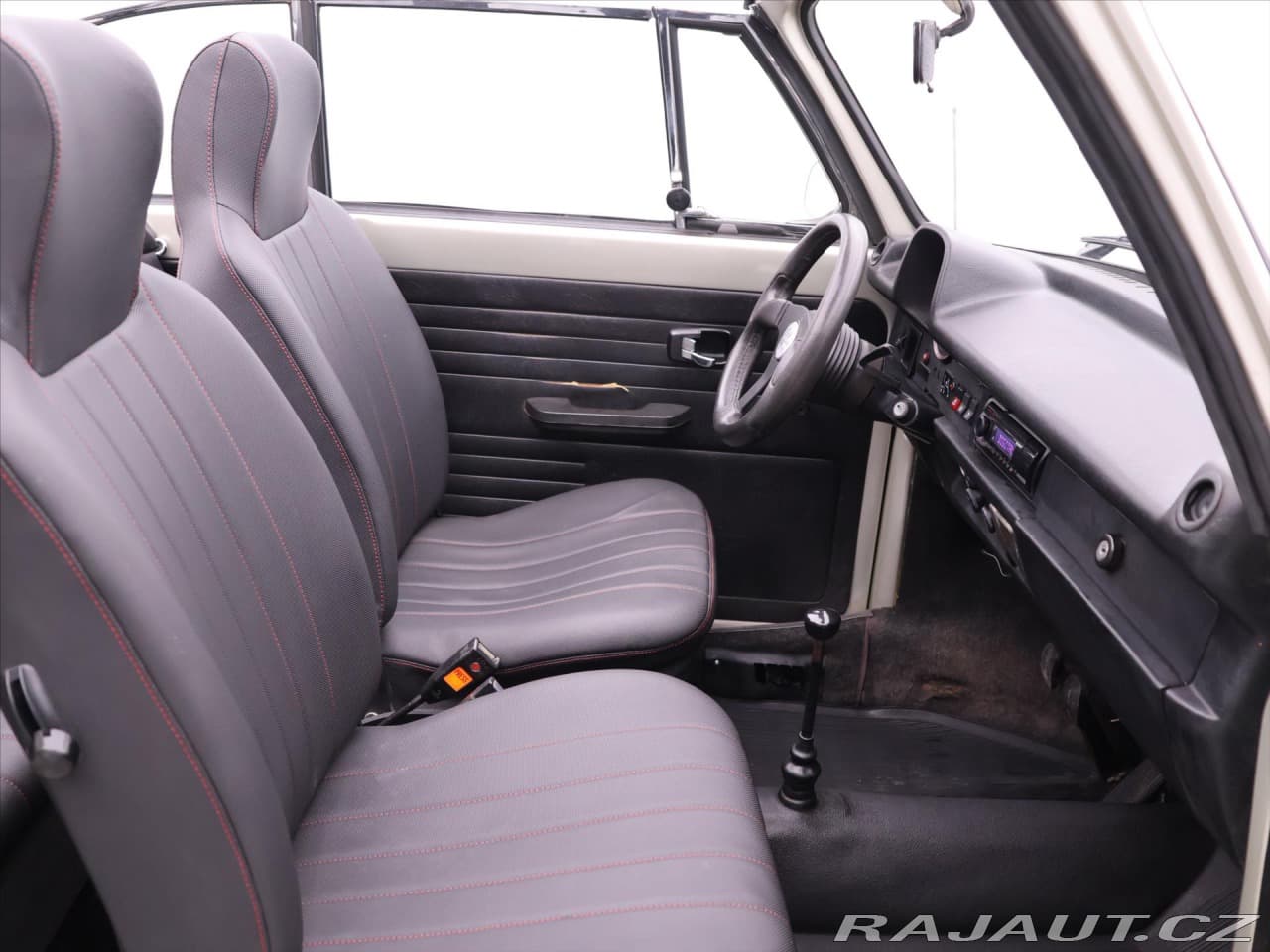 1973 Volkswagen Beetle - 19