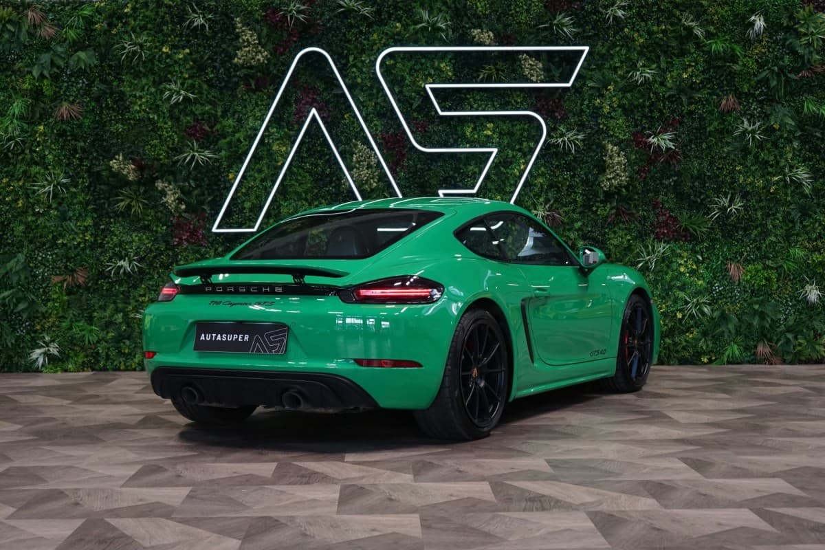 2021 Porsche Cayman - 5