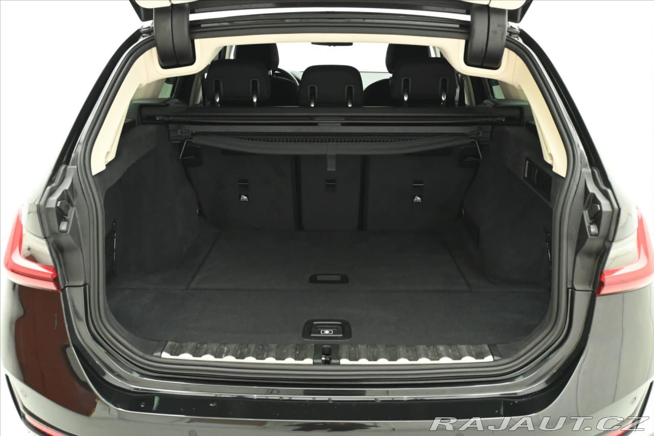 2021 BMW 3-Series - 10