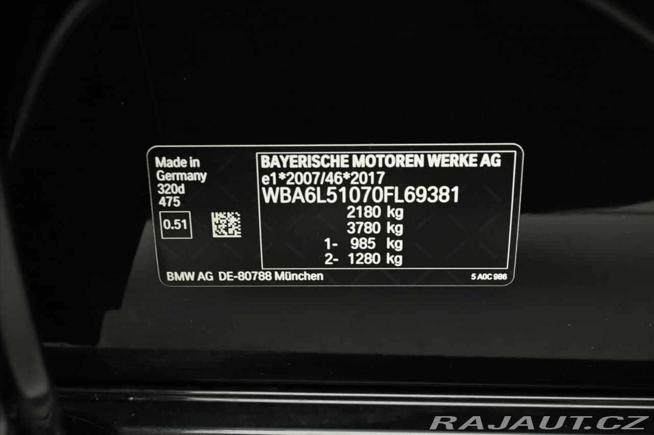 2021 BMW 3-Series - 12