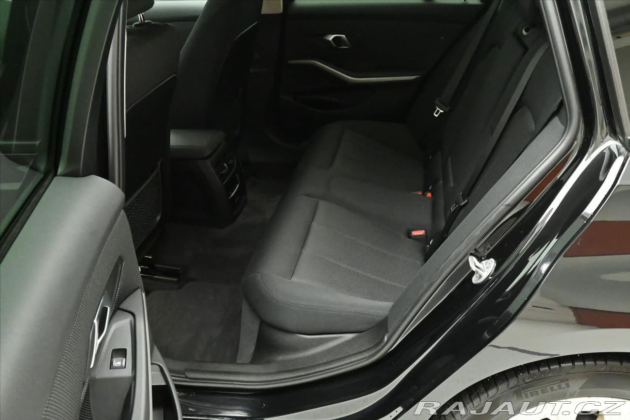 2021 BMW 3-Series - 14