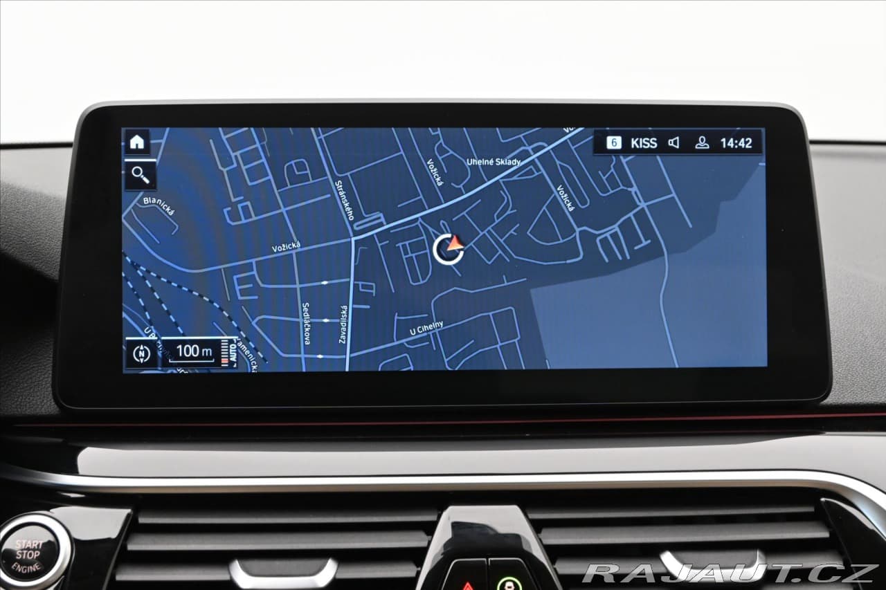 2021 BMW 5-Series - 18