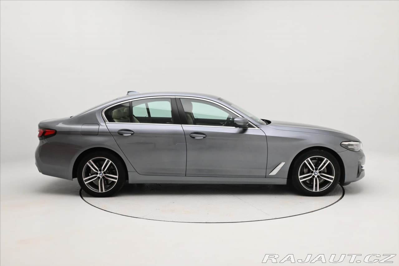 2021 BMW 5-Series - 4