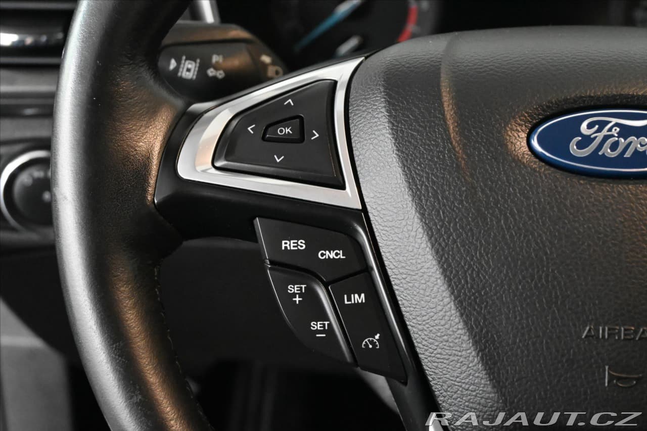 2020 Ford Mondeo - 17