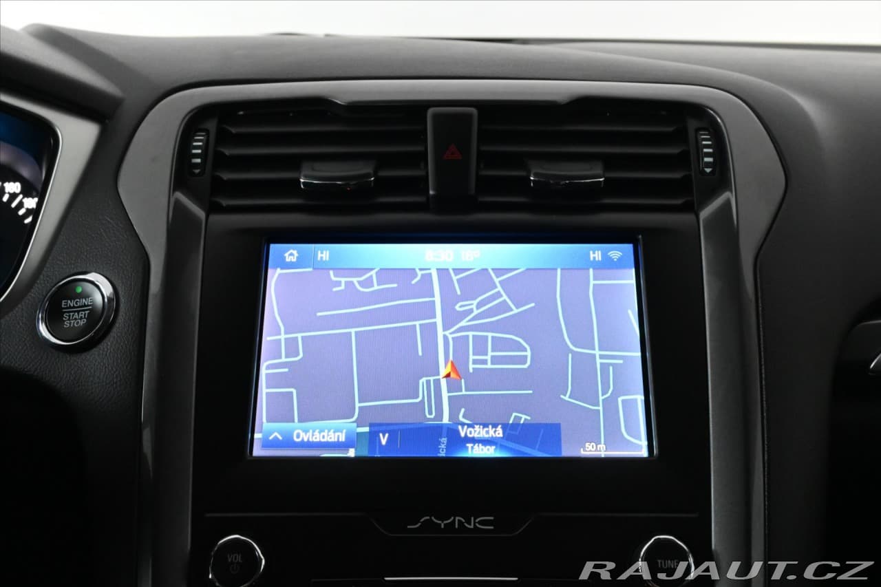 2020 Ford Mondeo - 19