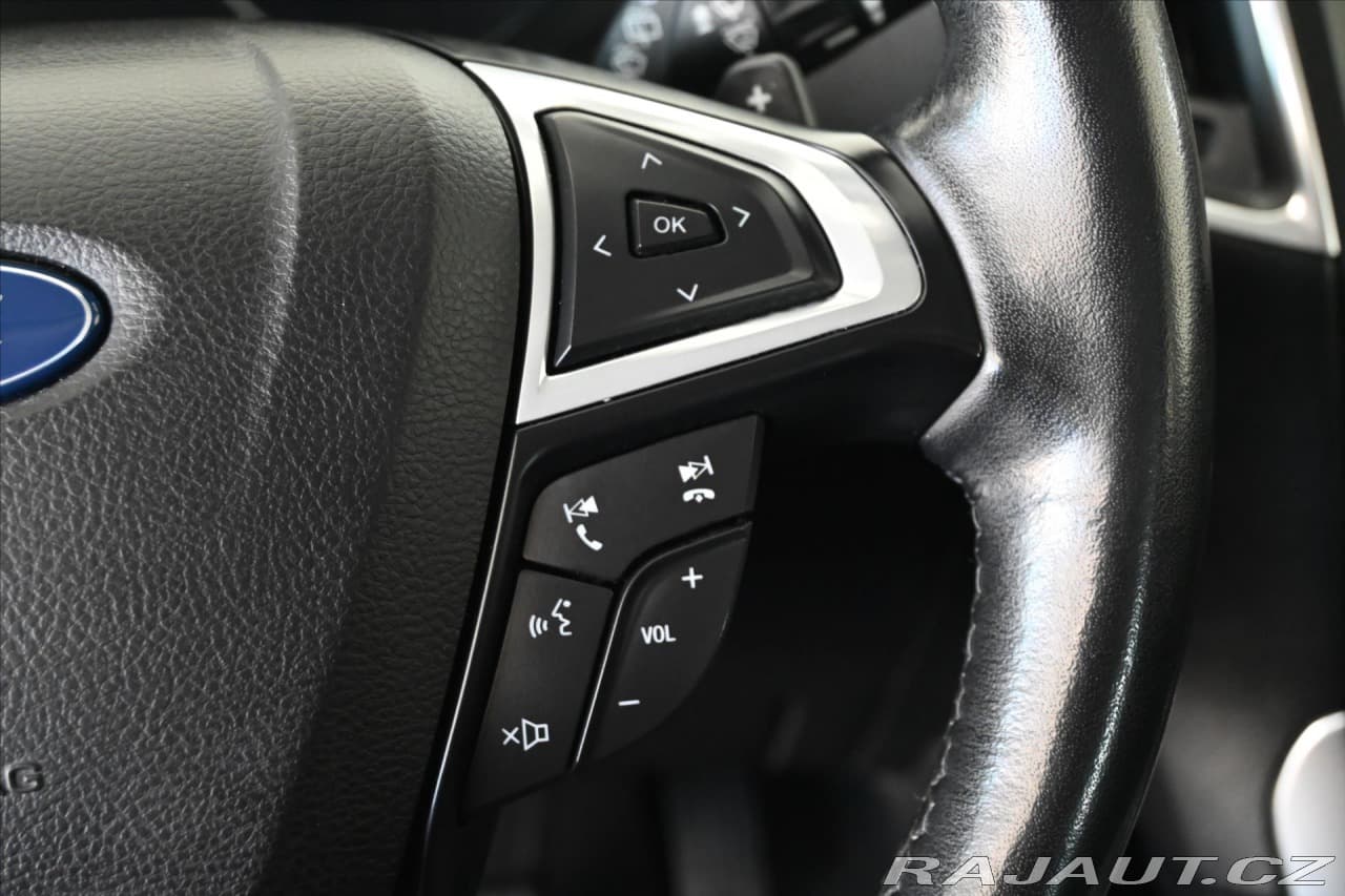 2019 Ford S-Max - 18