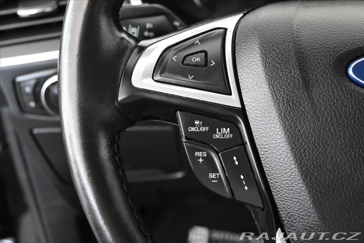 2022 Ford S-Max - 17