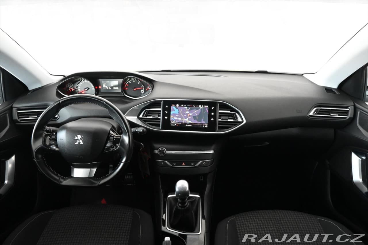 2019 Peugeot 308 - 11