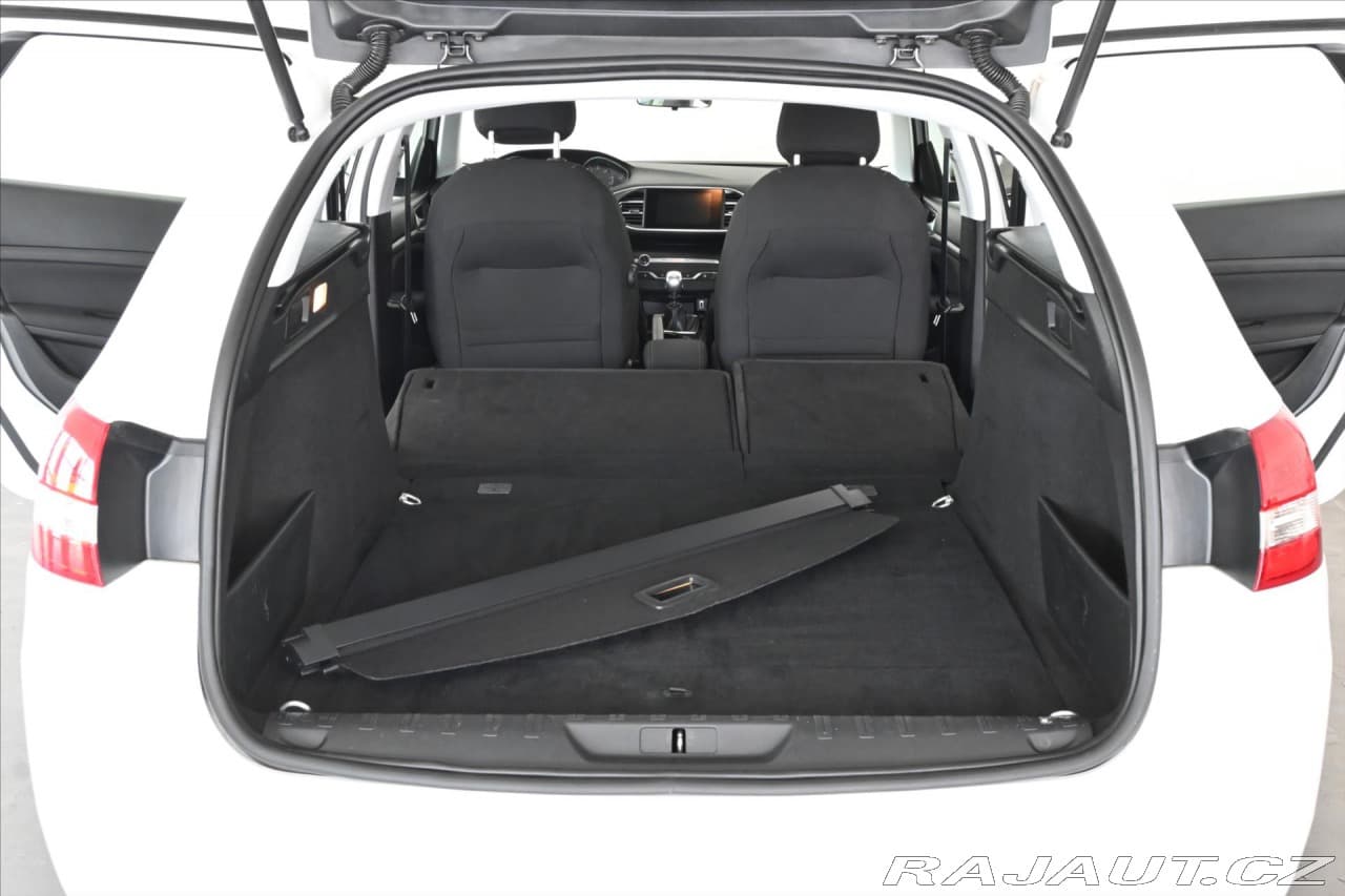 2019 Peugeot 308 - 7