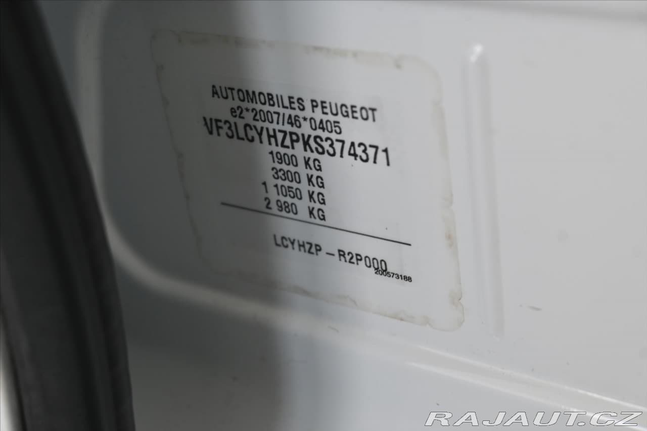 2019 Peugeot 308 - 8