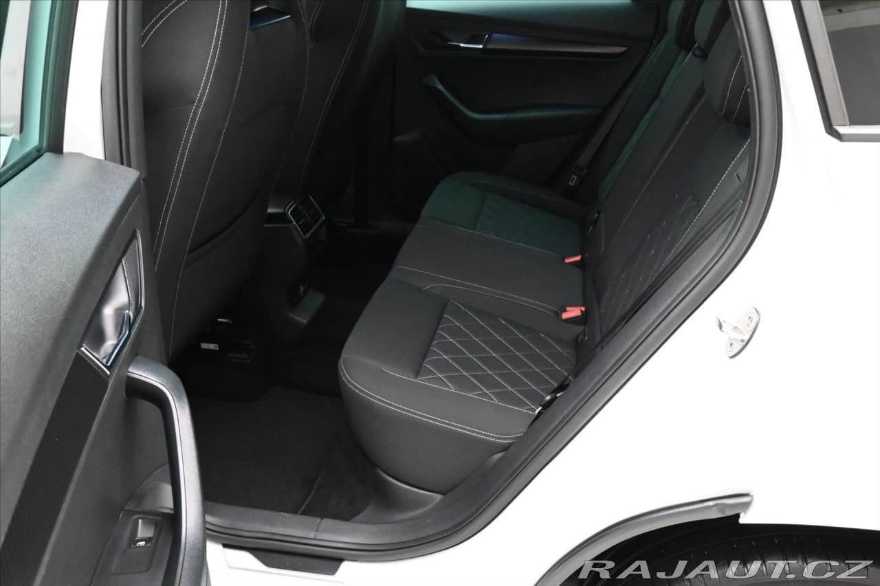 2020 Škoda Karoq - 14