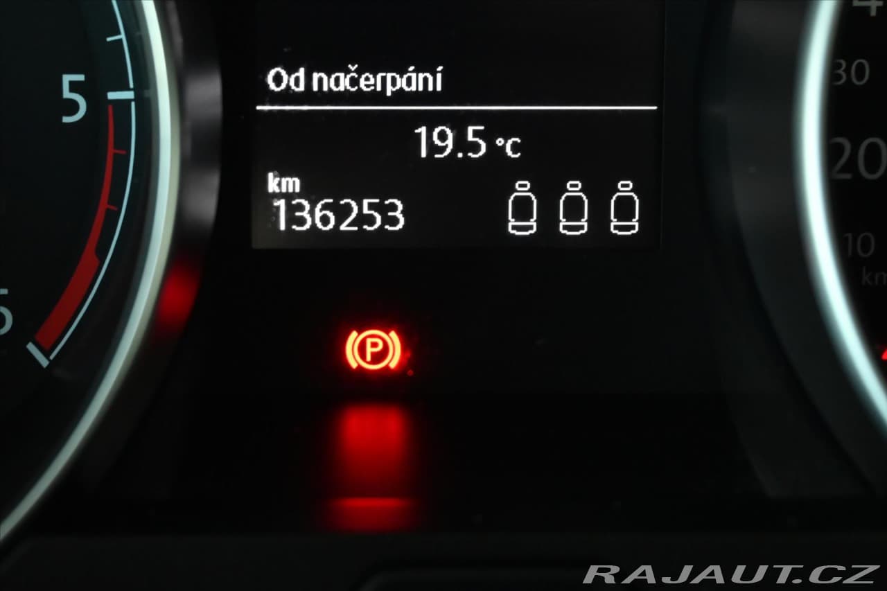 2019 Volkswagen Golf - 14