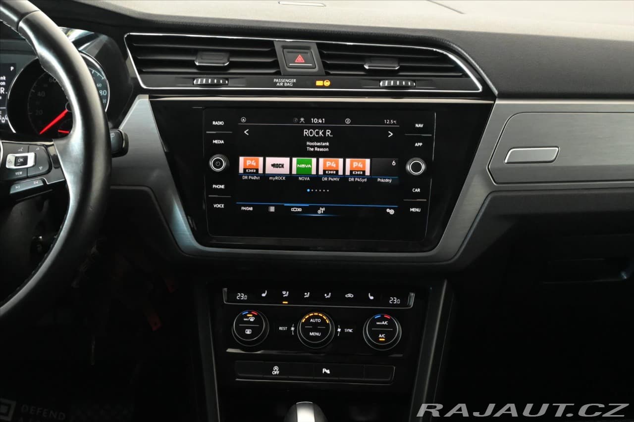 2021 Volkswagen Touran - 13