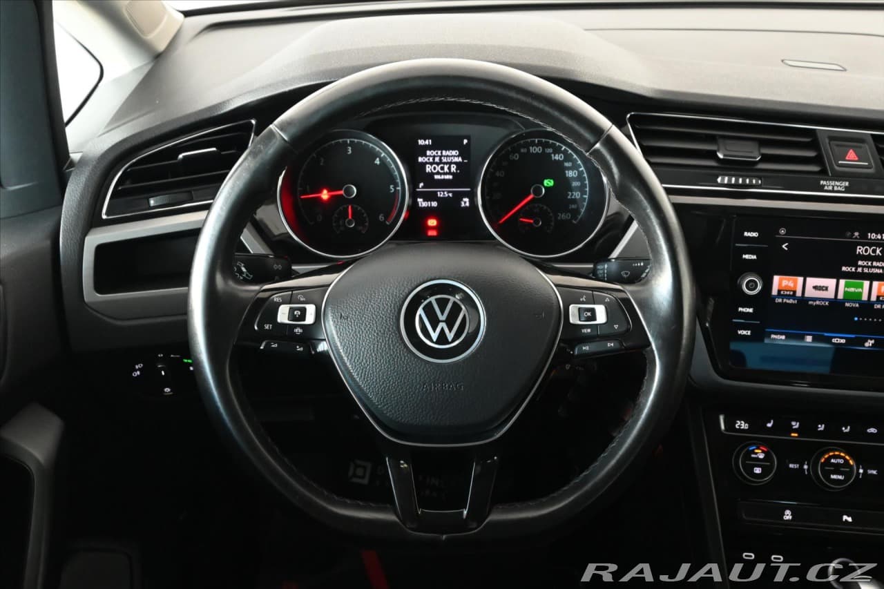 2021 Volkswagen Touran - 17