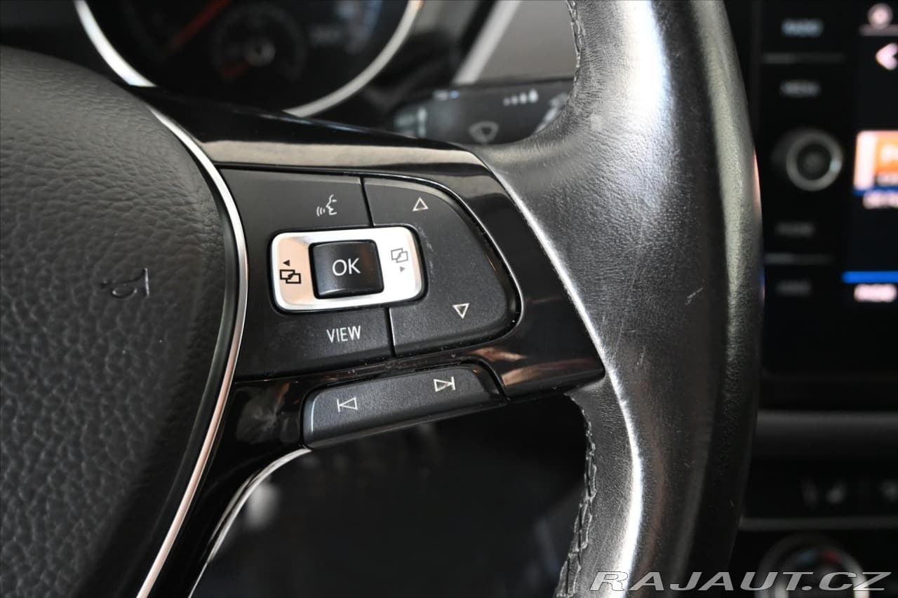 2021 Volkswagen Touran - 19