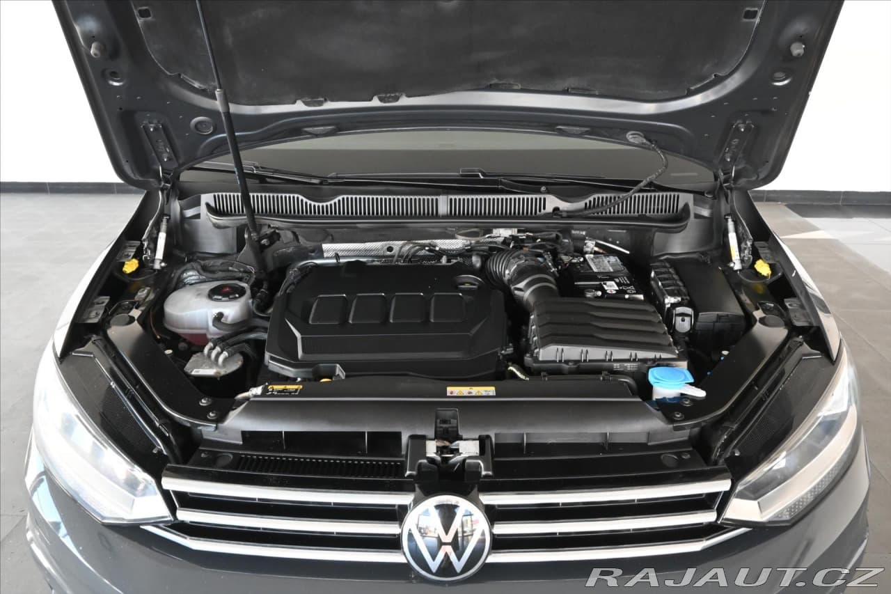 2021 Volkswagen Touran - 5