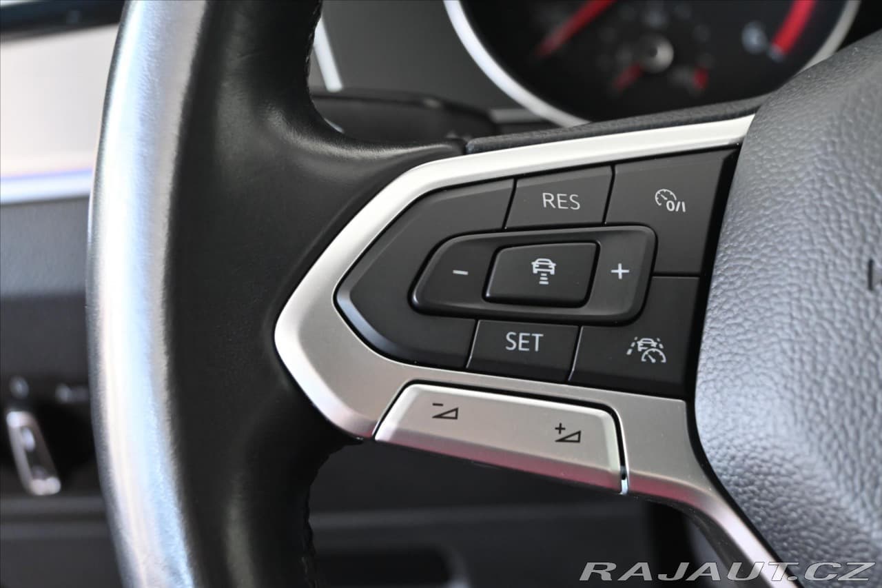 2020 Volkswagen Passat - 17