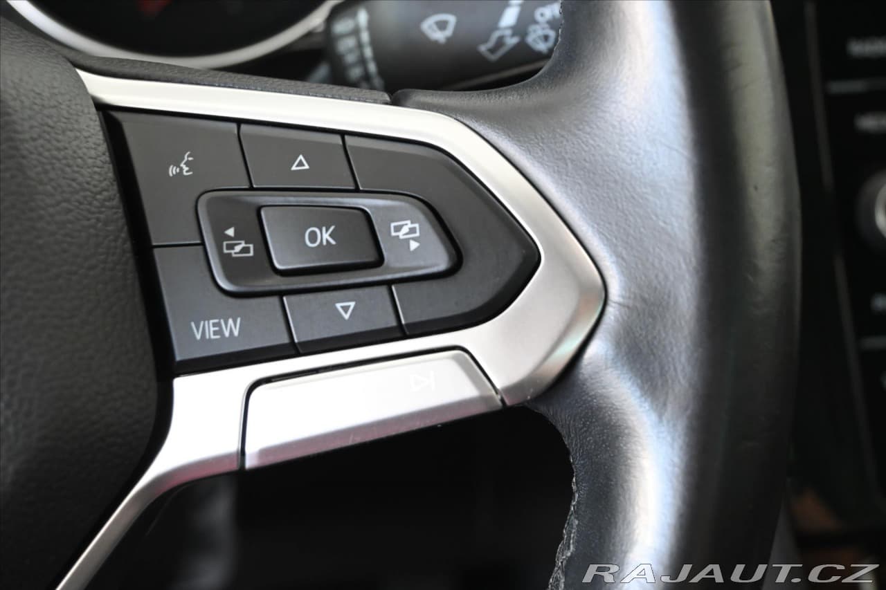 2020 Volkswagen Passat - 18