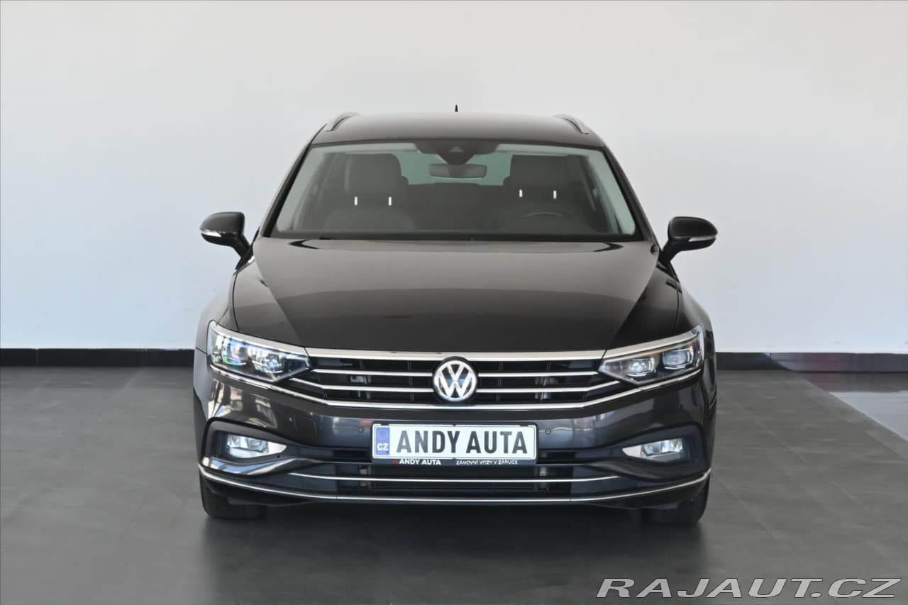 2020 Volkswagen Passat - 2