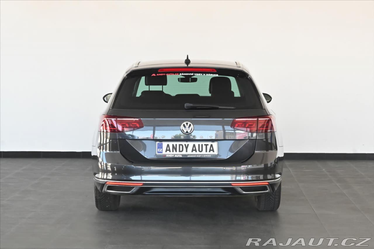 2020 Volkswagen Passat - 3