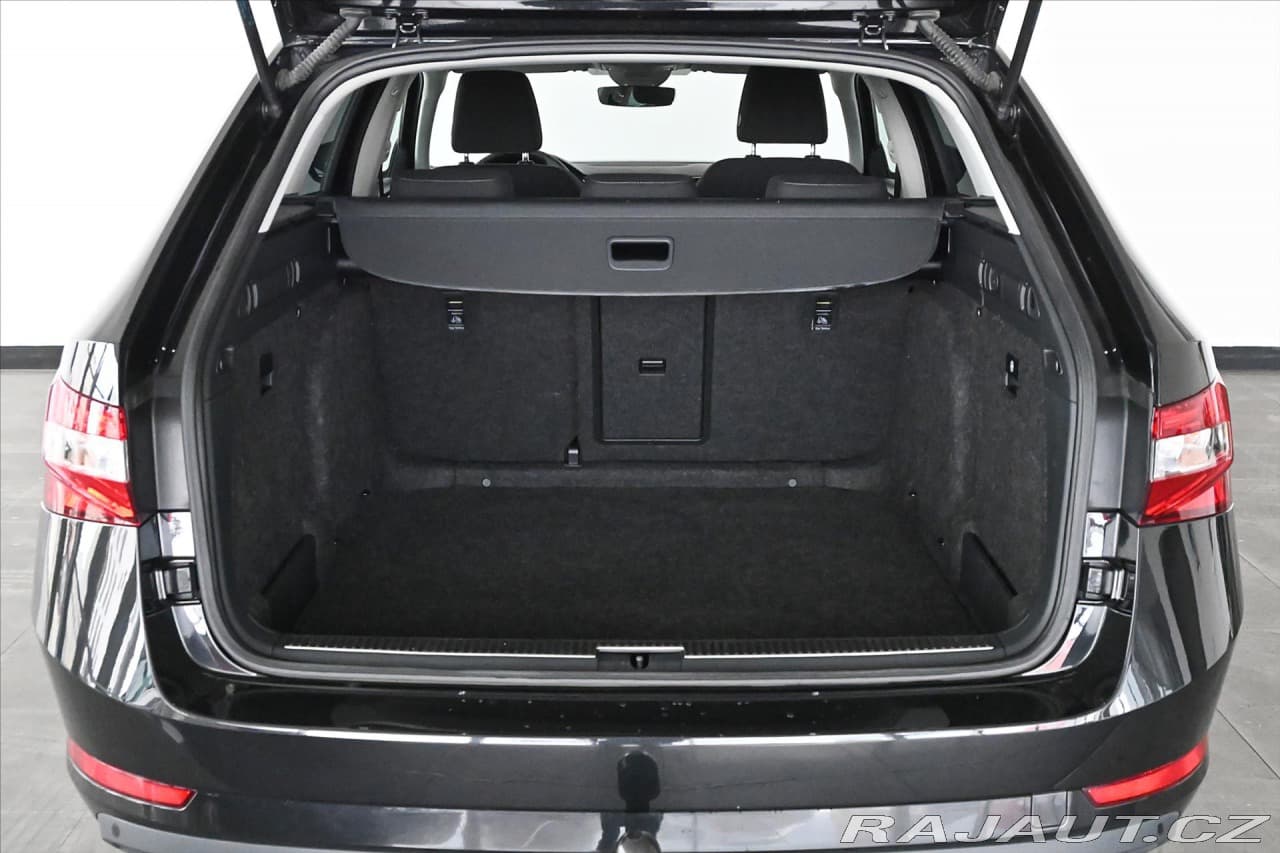 2022 Škoda Superb - 6
