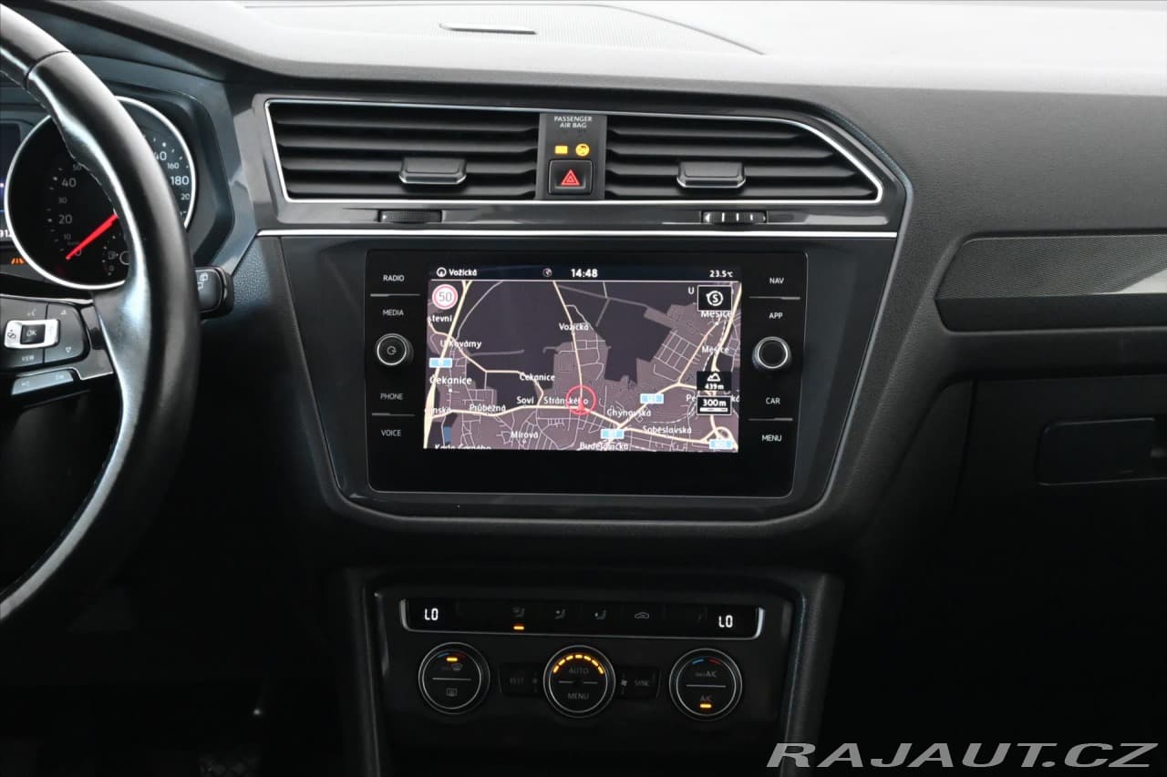 2020 Volkswagen Tiguan - 13