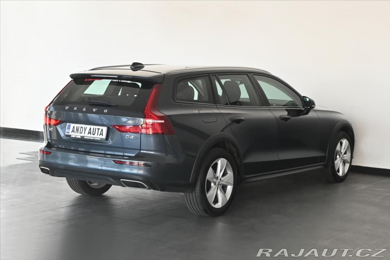2019 Volvo V60 - 3