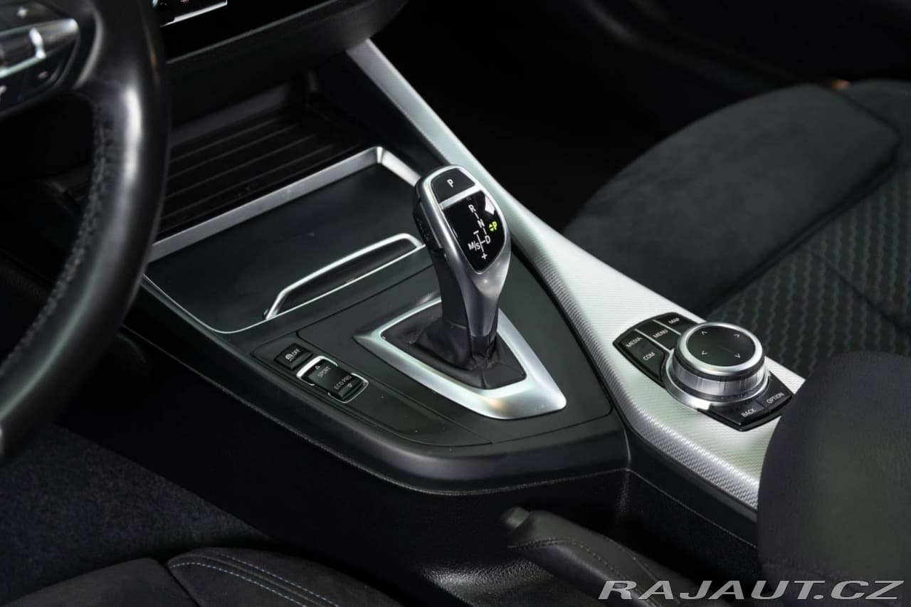 2018 BMW 1-Series - 6