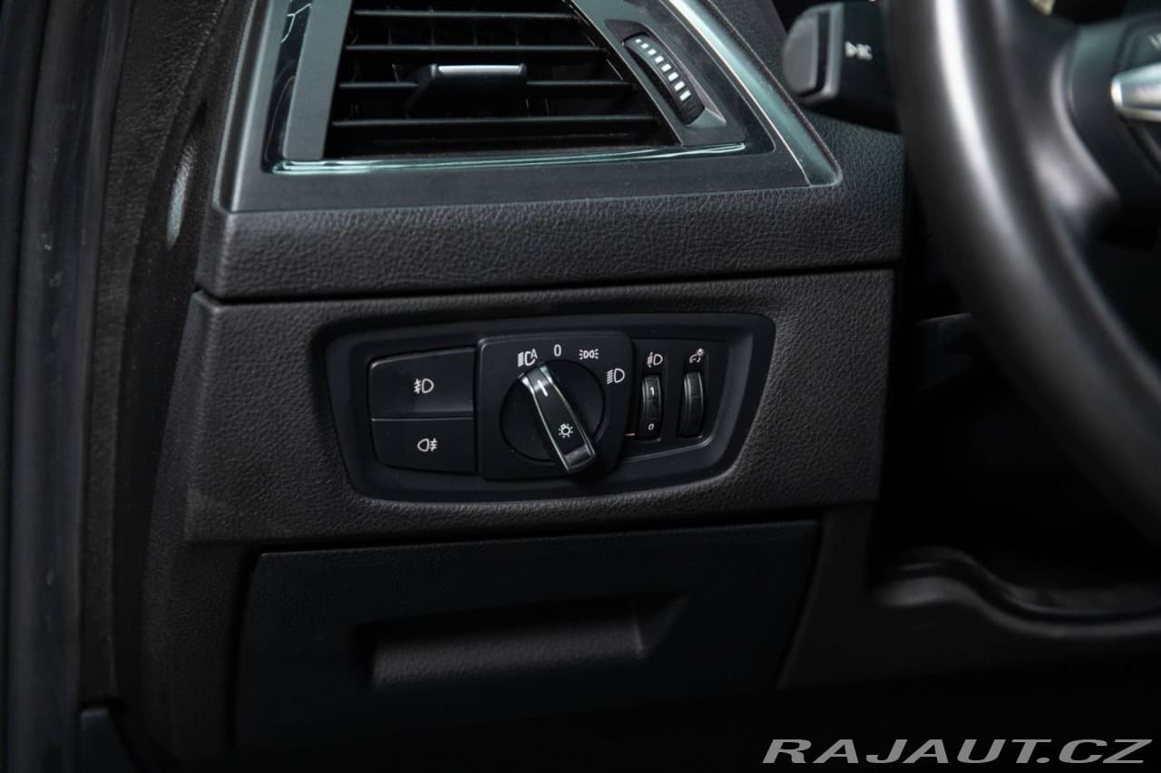 2018 BMW 1-Series - 7