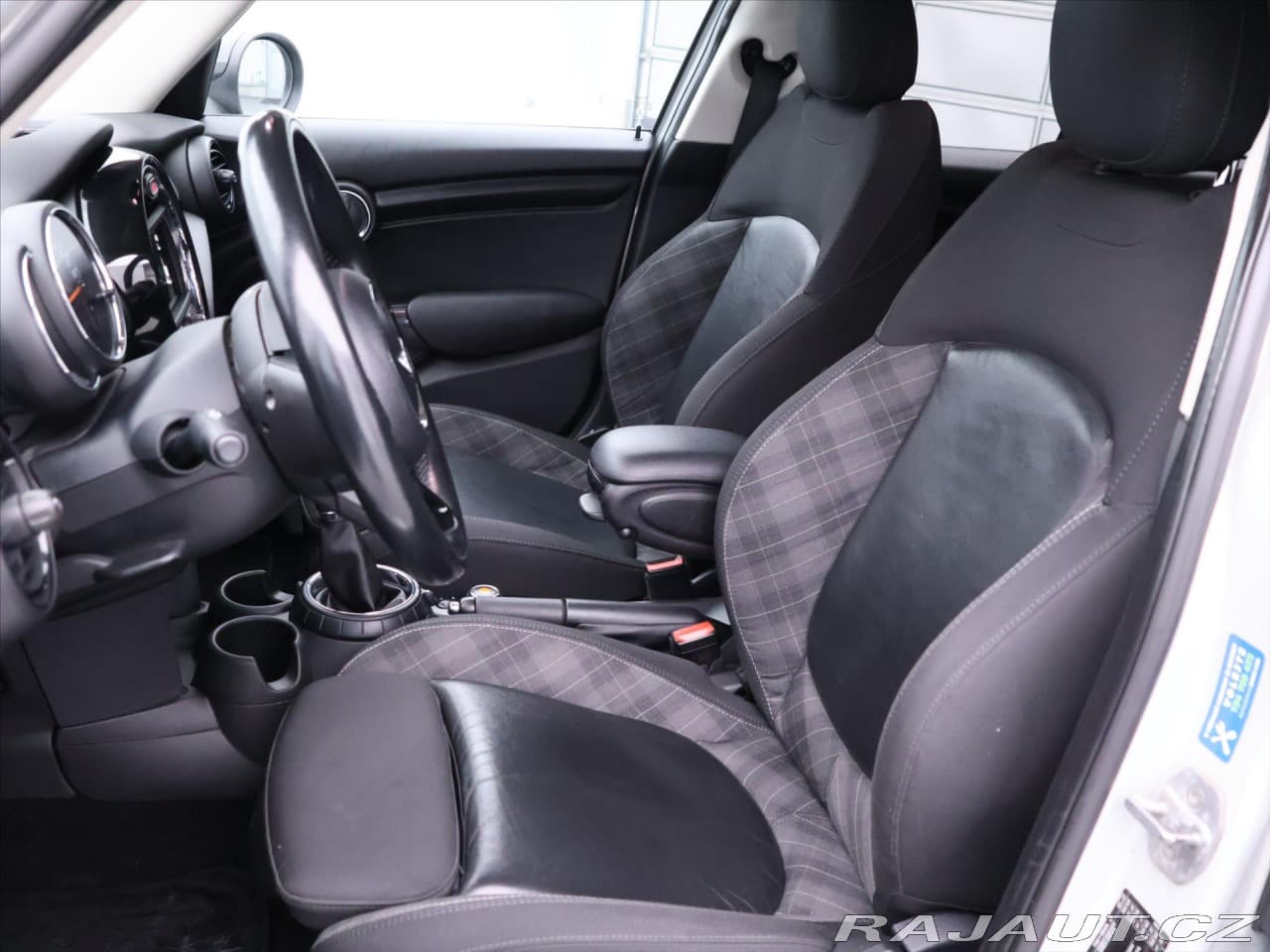 2016 Mini Cooper - 12