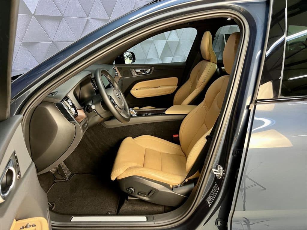 2023 Volvo Xc60 - 11