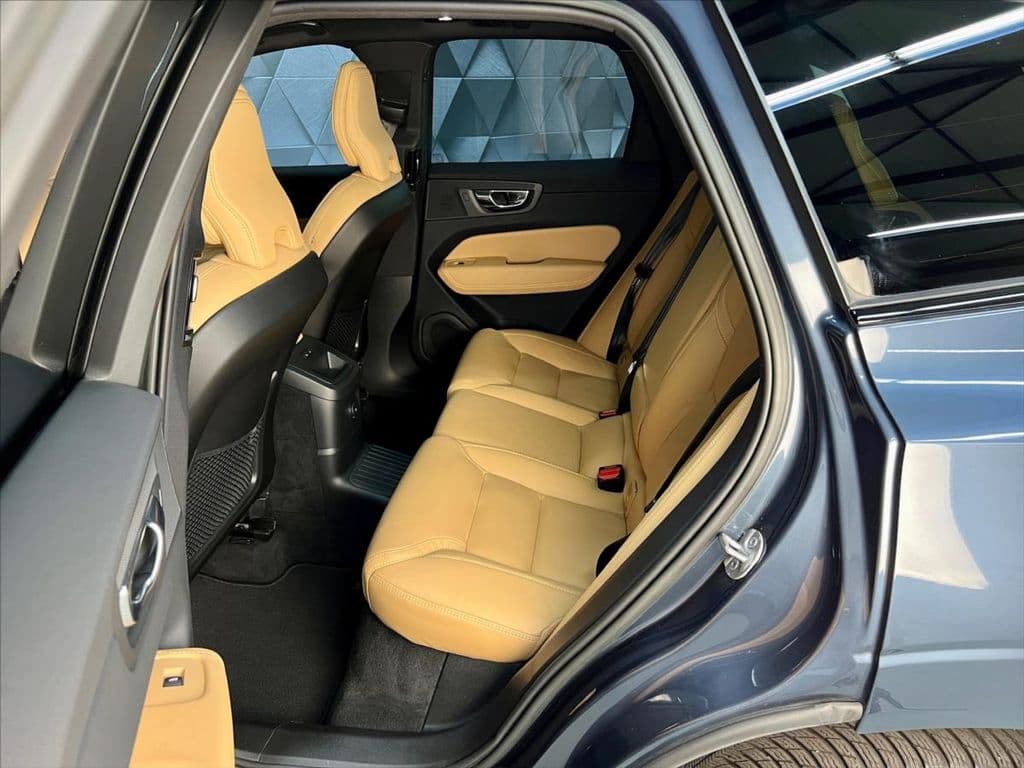 2023 Volvo Xc60 - 12