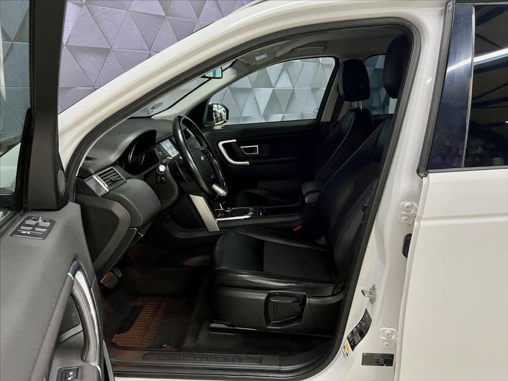 2018 Land Rover DISCOVERY - 11