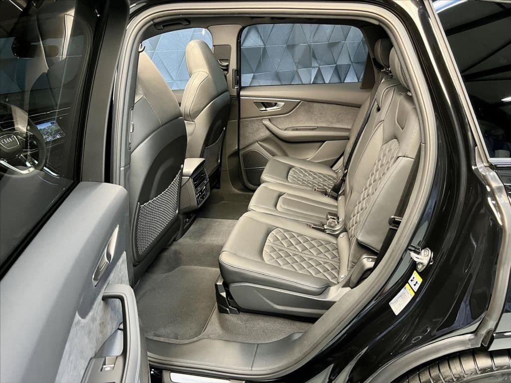 2026 Audi Sq7 - 11