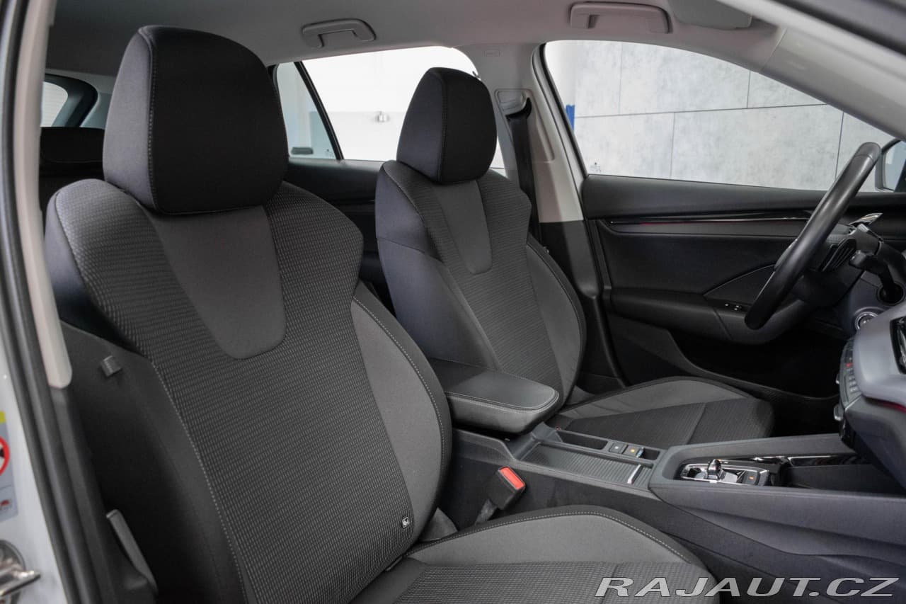2020 Škoda Octavia - 11
