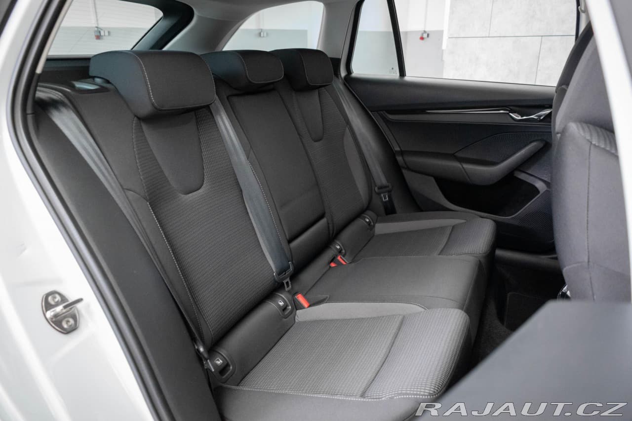 2020 Škoda Octavia - 12