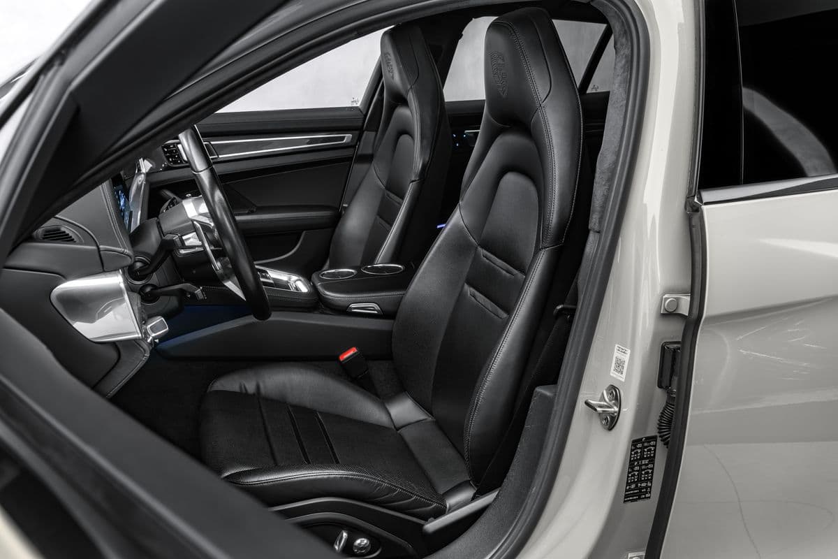 2019 Porsche Panamera - 13