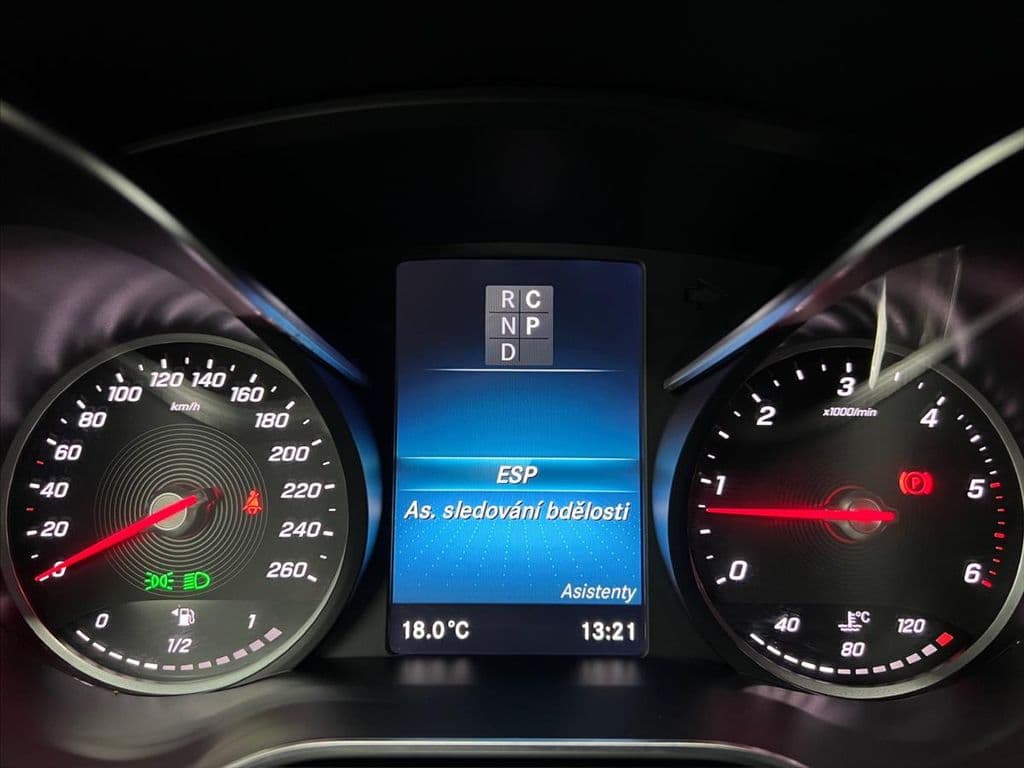 2021 Mercedes-Benz V-Class - 16