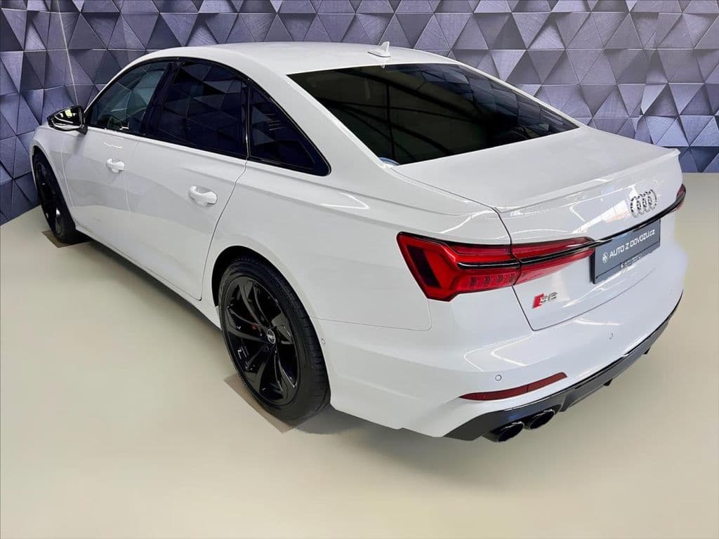 2022 Audi S6 - 5