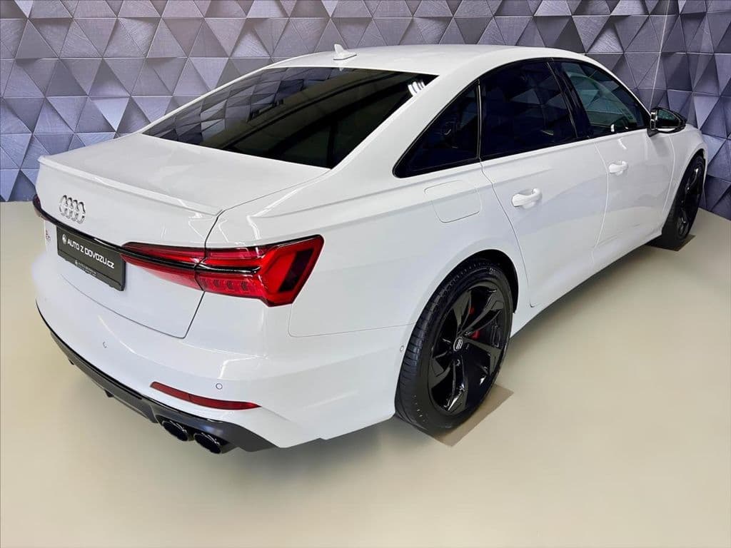 2022 Audi S6 - 7