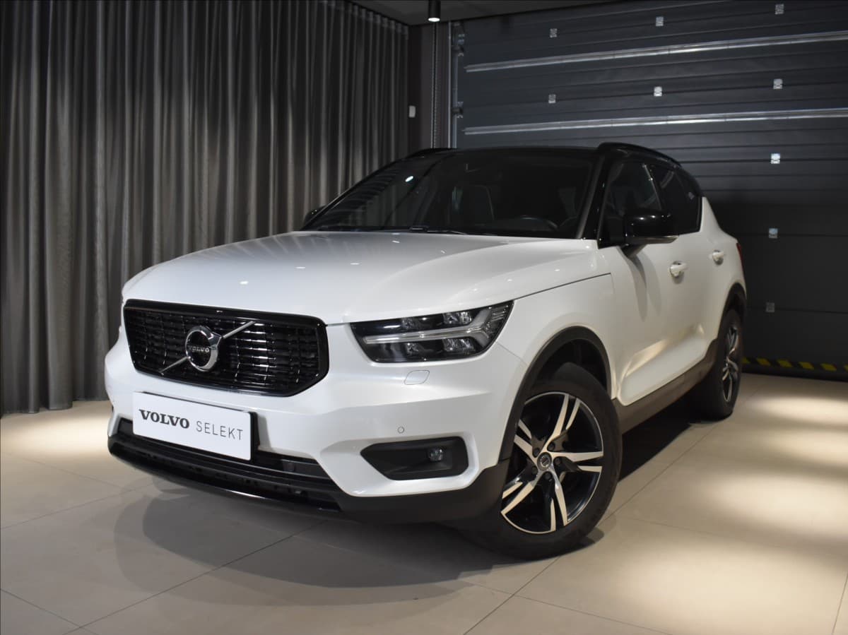 2021 Volvo XC40
