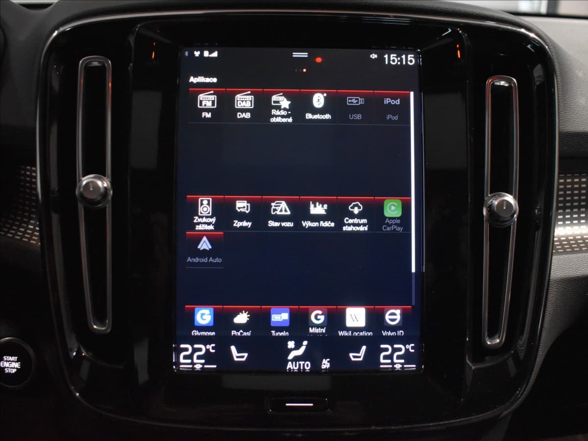 2021 Volvo XC40 - 18