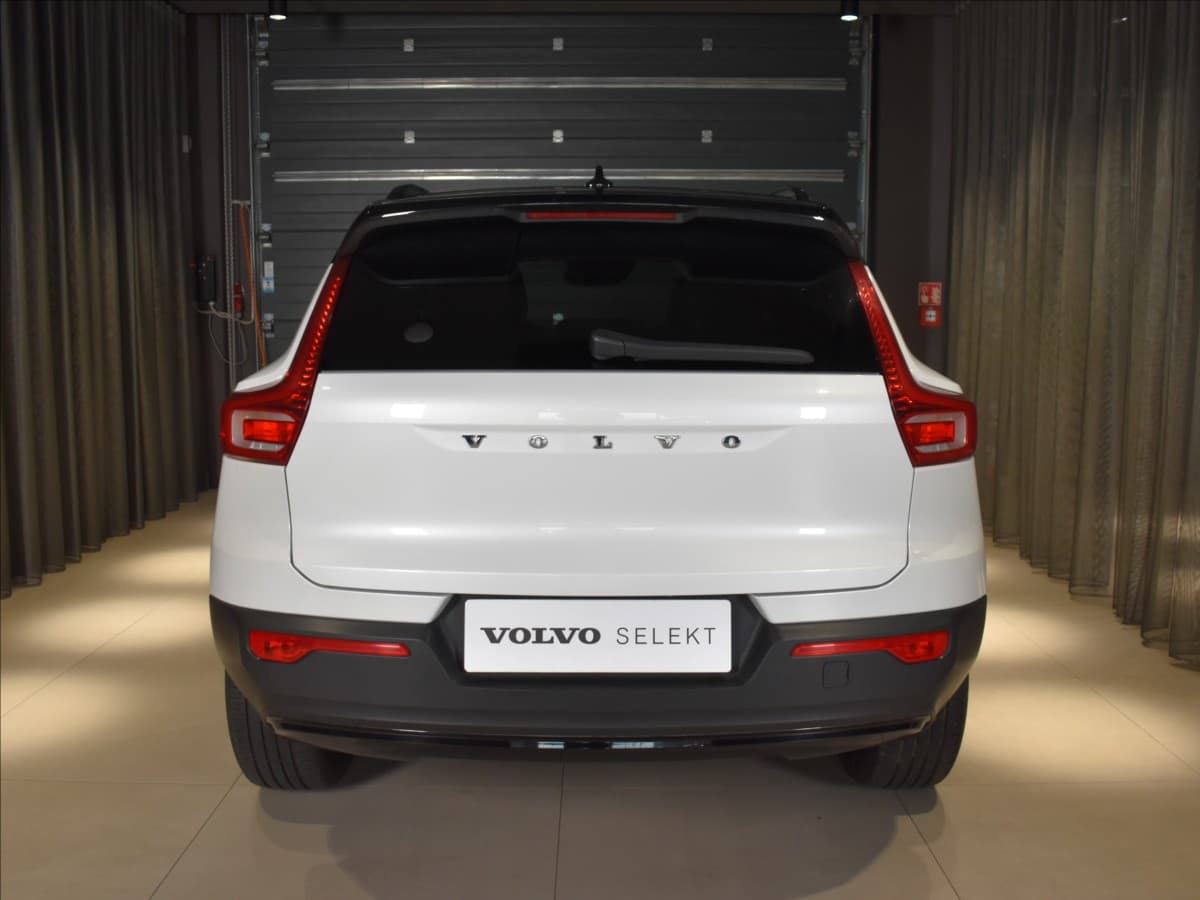2021 Volvo XC40 - 5