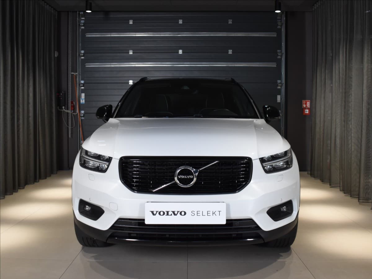 2021 Volvo XC40 - 6