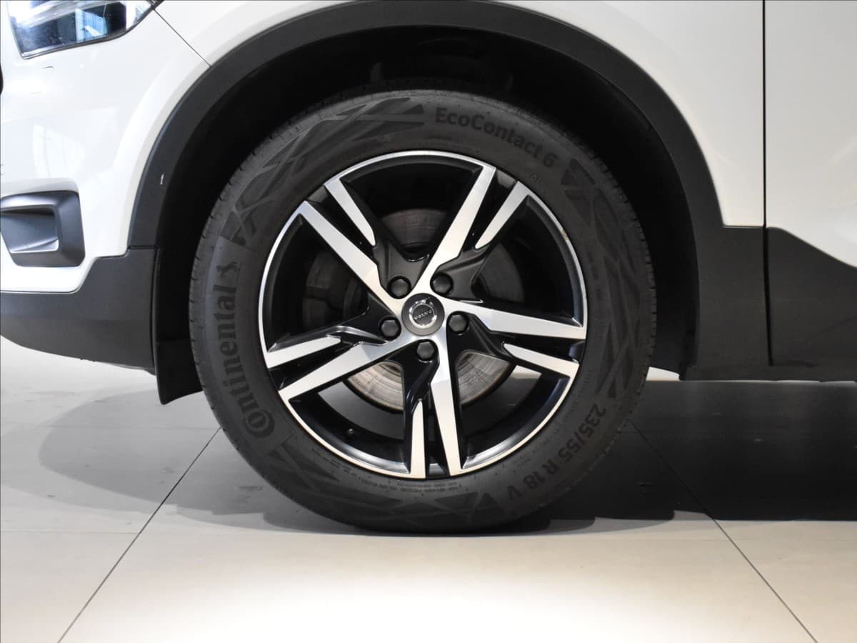 2021 Volvo XC40 - 7