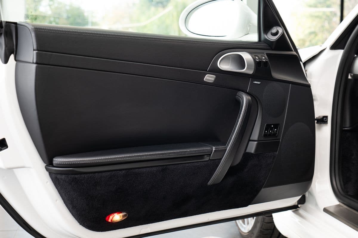 2010 Porsche 911 - 10