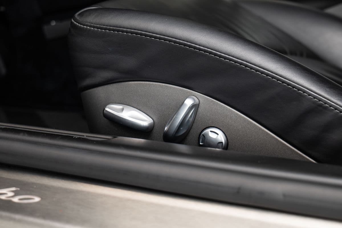 2010 Porsche 911 - 8