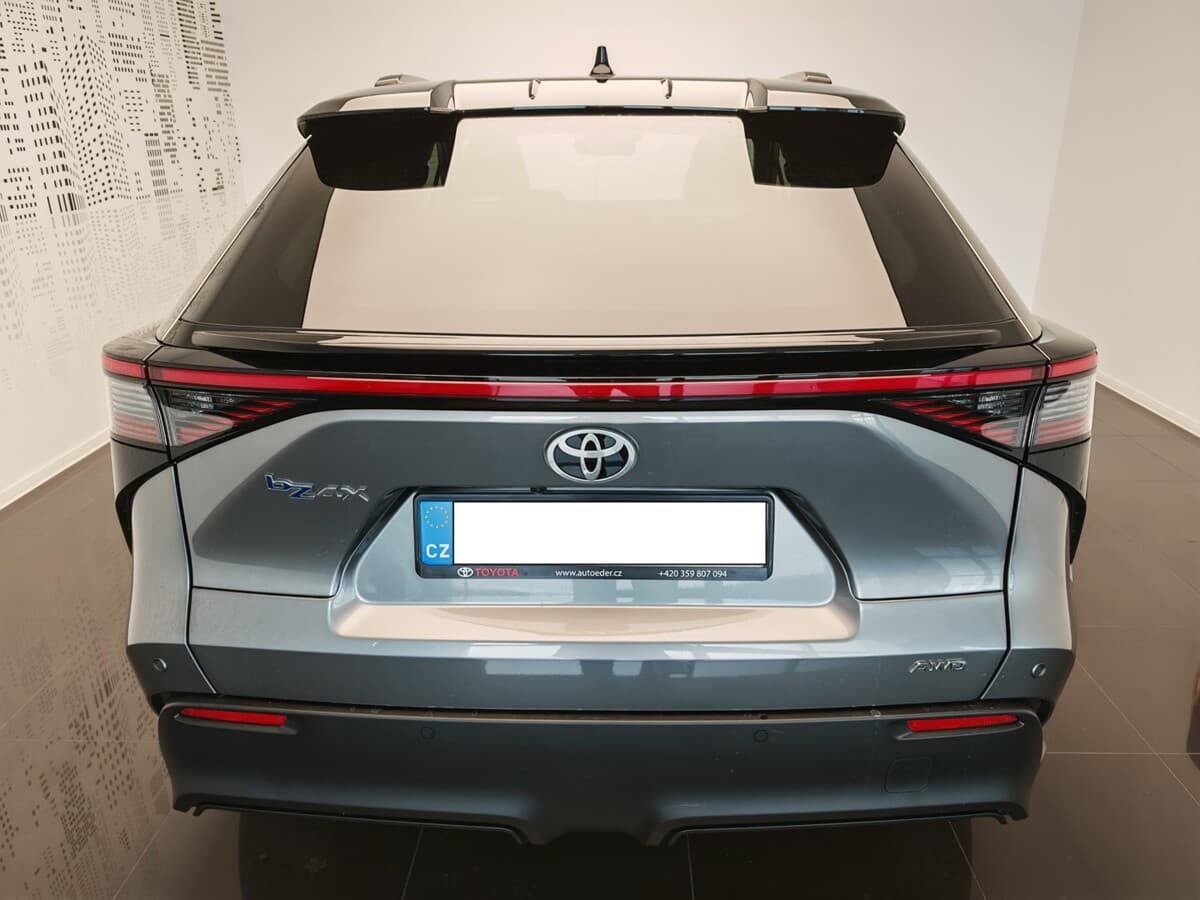 2025 Toyota Bz4x - 5