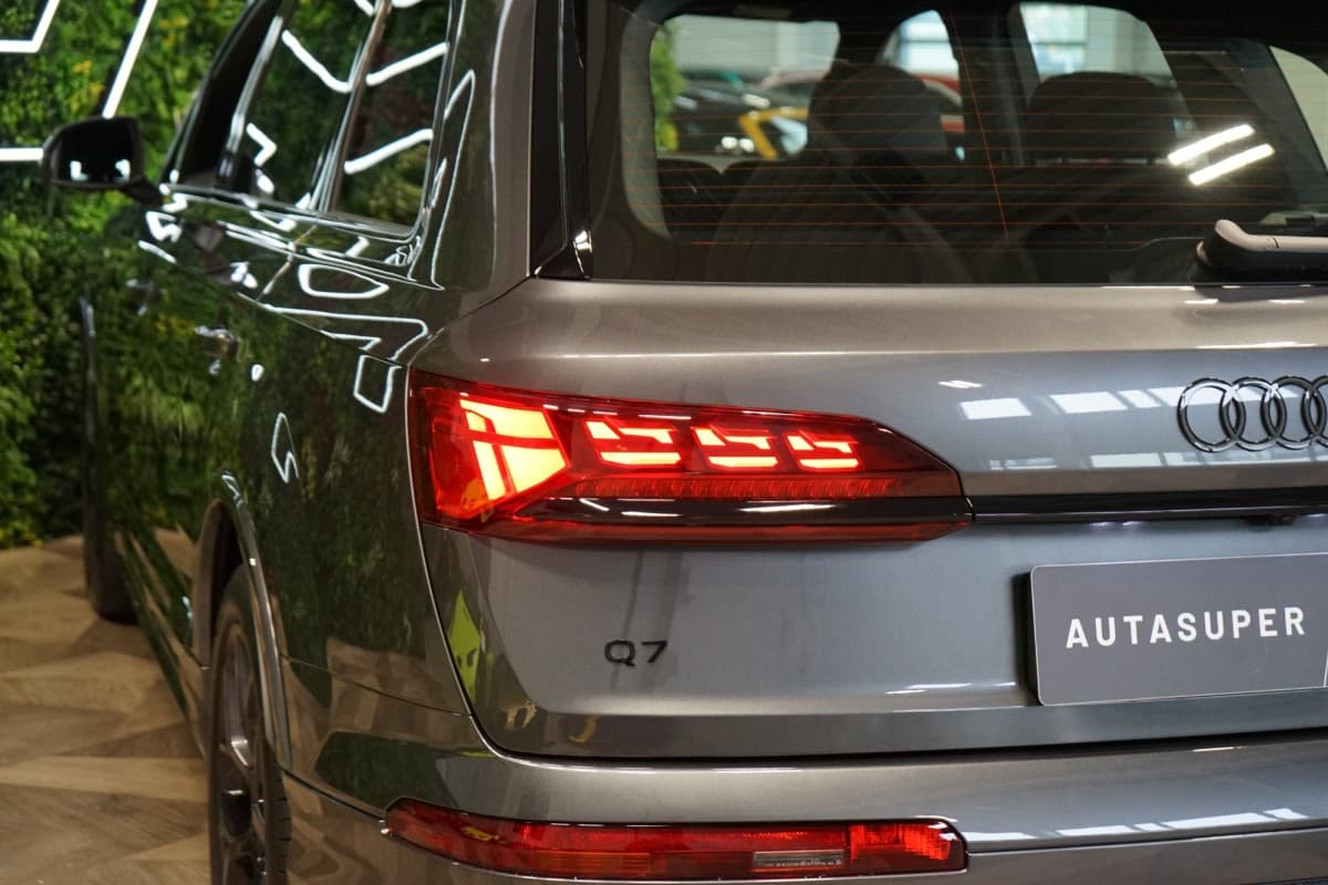 2026 Audi Q7 - 8